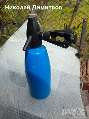 сифон за домашна газирана вода.