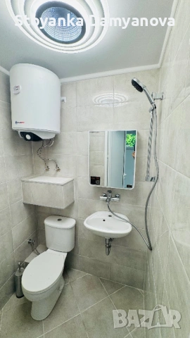 Отдава под наем  ъглово помещение 29,50 м. кв. със статут гараж Площад Папа Йоан Павел II N3, снимка 13 - Апартаменти - 54315781