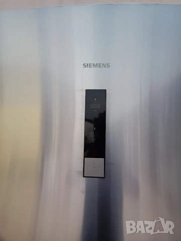 Огромен XXL комбиниран хладилник с фризер Сименс Siemens No Frost A+++ 2 години гаранция!, снимка 2 - Хладилници - 54241751