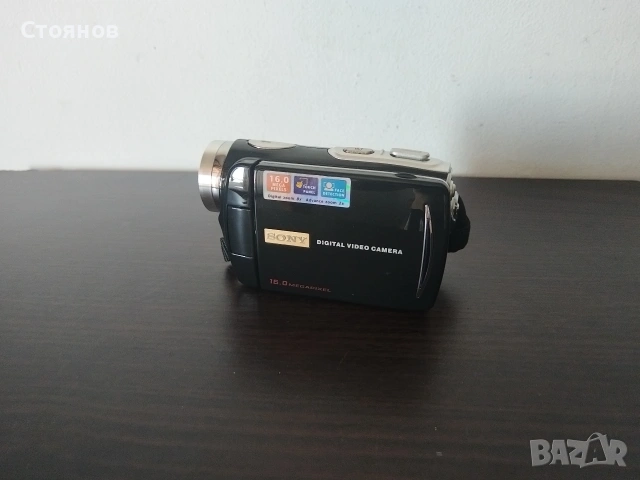 Видео камера Sony Slim 16.0 MEGAPIXELS Japan, снимка 11 - Камери - 42903086