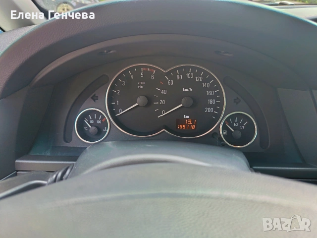 Opel Meriva , снимка 8 - Автомобили и джипове - 55070502