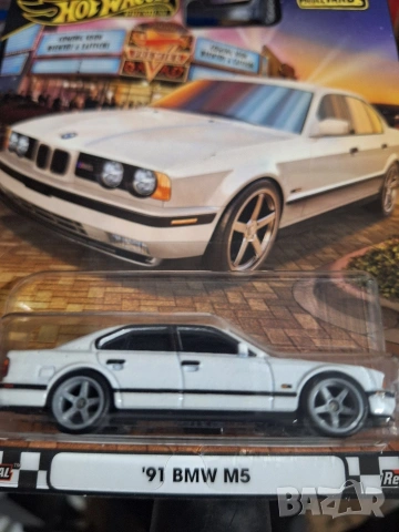 Hot wheels BMW M5 92, снимка 2 - Колекции - 54484166