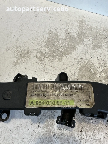 Скоба / държач за инсталация на двигател за Mercedes W212 2.2 CDI (2012) A6510108811, снимка 2 - Части - 55241686