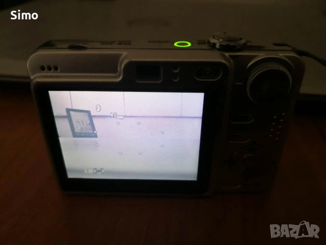 Цифров фотоапарат Sony Cyber-shot DSC-W55 , снимка 4 - Фотоапарати - 54168380