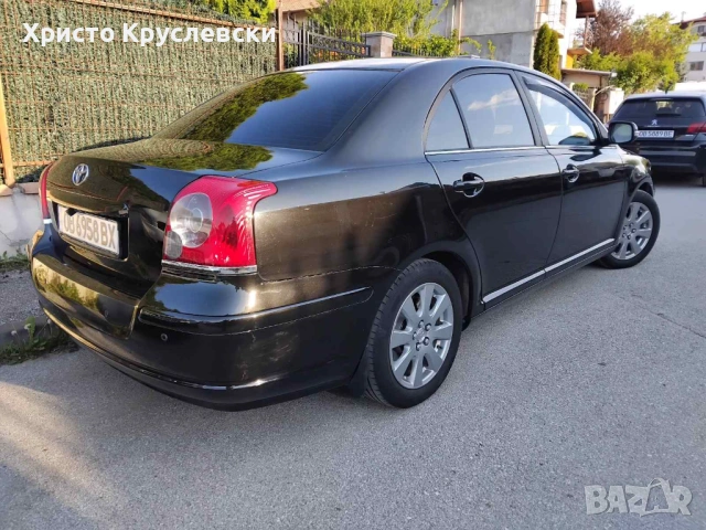 Toyota Avensis T25 1.8I, снимка 4 - Автомобили и джипове - 53044509