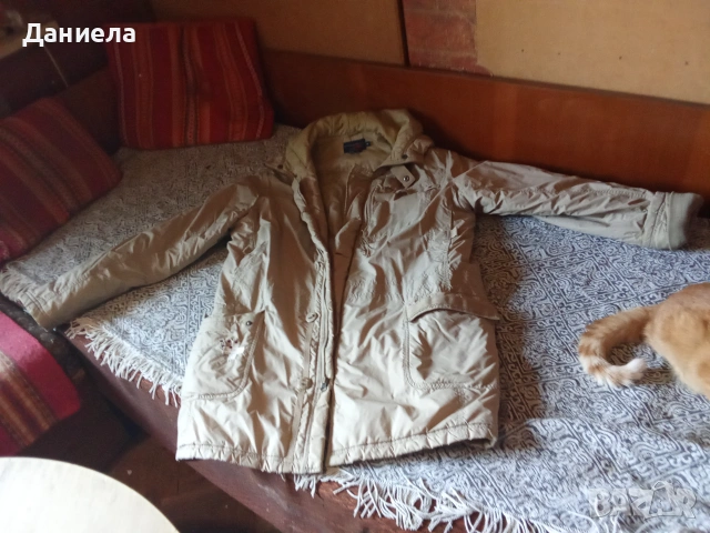 Продавам мъжко зимно яке, снимка 4 - Якета - 55136835
