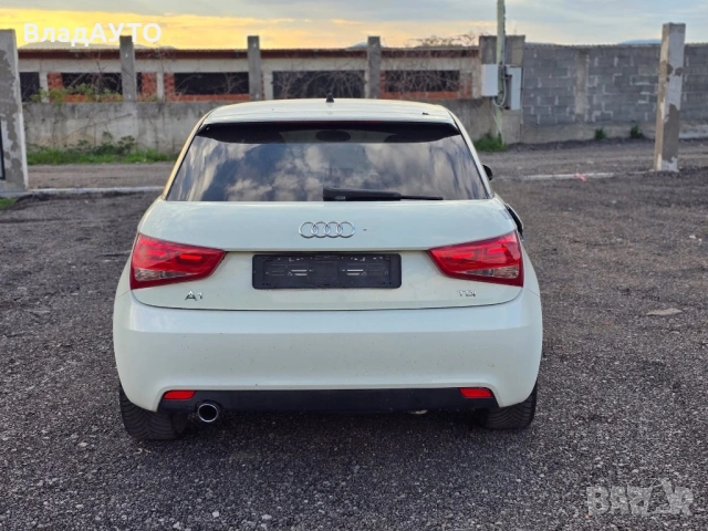 Audi a1 1.6tdi 105k 2012g. , снимка 3 - Части - 54051839