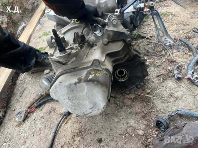 Ръчна скоростна кутия Пежо 306 1.4i 75кс , снимка 3 - Части - 54211727