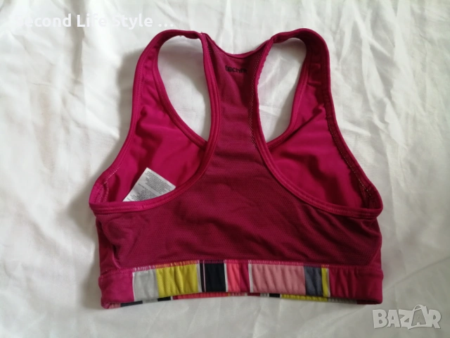 Adidas techfit оригинално дамско спортно бюстие р-р XXS-XS, снимка 8 - Корсети, бюстиета, топове - 54044844