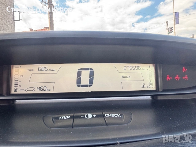 Citroen C4 1.6 HDI, снимка 9 - Автомобили и джипове - 54394650