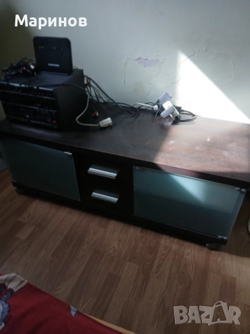 ТВ шкаф (Швейцария)