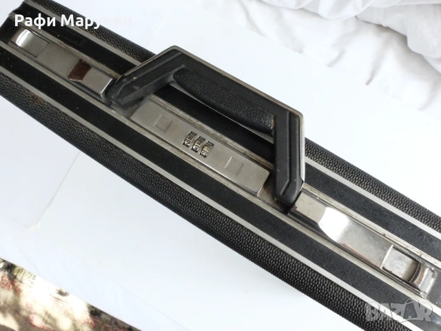 Дипломатическо куфарче  oт ГДР, снимка 2 - Органайзери за бюро - 54140116