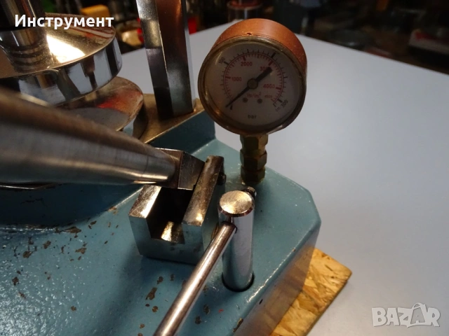Хидравлична дентална преса Silfradent 300Bar Dental Laboratory Press, снимка 4 - Лаборатория - 54928294