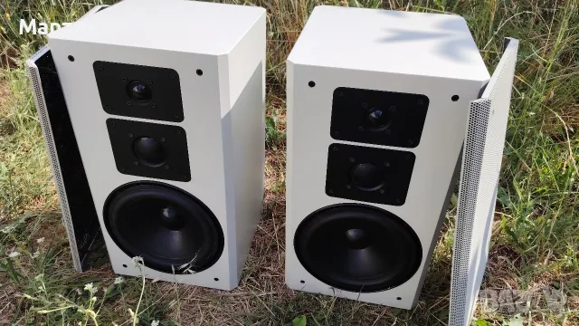 Легендарни тонколони Braun RM7 – Перфектни кутии и решетки (Реставрирани)