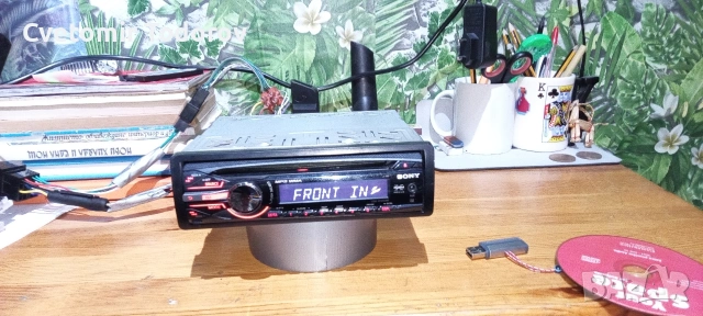 CD player Sony с аукс , снимка 2 - Ресийвъри, усилватели, смесителни пултове - 54334774