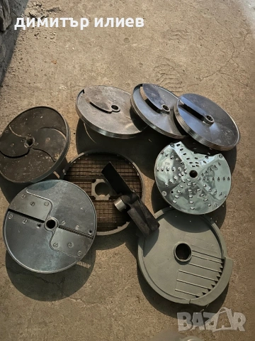 Зеленчукорезачка robot coupe cl50, снимка 6 - Обзавеждане на кухня - 54309825