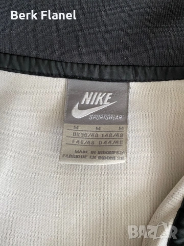 Vintage Nike горнище с дизайн на космос., снимка 3 - Спортни дрехи, екипи - 54390070