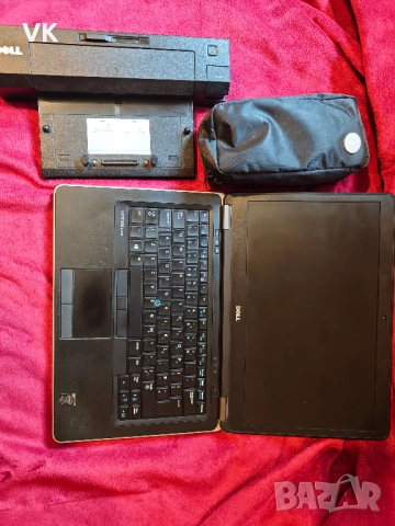 DELL Latitude E7440 със зарядно за кола и док станция