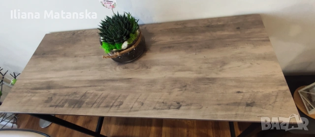 Продавам елегантна бар маса, снимка 4 - Маси - 54236494
