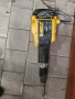Оригинален професионален къртач DeWALT SDS-Max – с куфар и шило, снимка 1