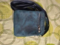 продавам мъжка чантичка, снимка 1