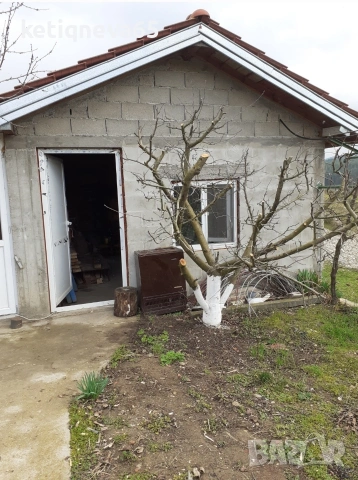 продавам къща 100кв.м , снимка 15 - Къщи - 53973423