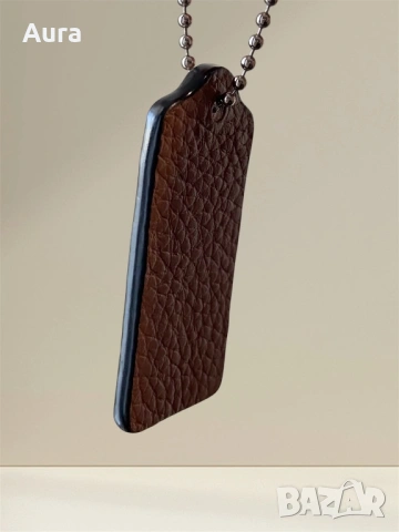 Authentic Coach Leather Hangtag Bag Charm Brown Pebbled Leather, снимка 3 - Чанти - 52554860
