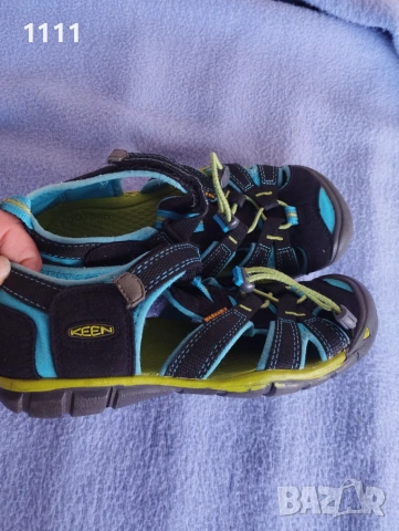 Keen номер 35., снимка 4 - Детски сандали и чехли - 55067190