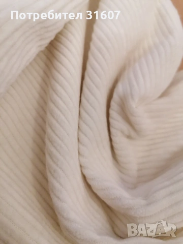 Бял панталон - меко кадифе на Massimo Dutti, снимка 4 - Панталони - 53965329