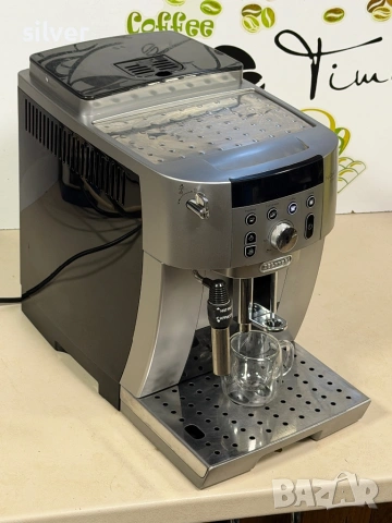 Кафемашина кафе автомат delonghi magnifica smart с гаранция, снимка 4 - Кафемашини - 54734226