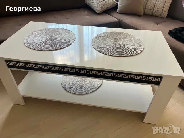 Холна бяла масичка