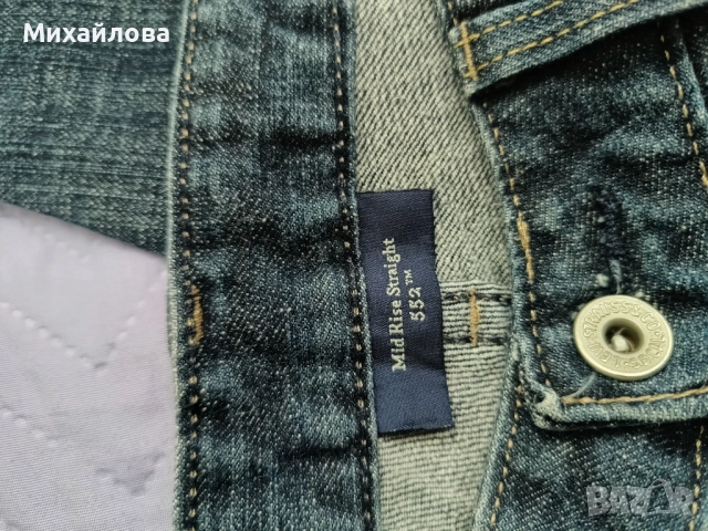 Дамски дънки Levis, снимка 2 - Дънки - 54390129