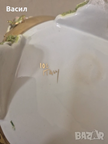 Голяма италианска порцеланова бонбониера с капак – стил Capodimonte, снимка 8 - Антикварни и старинни предмети - 54136078