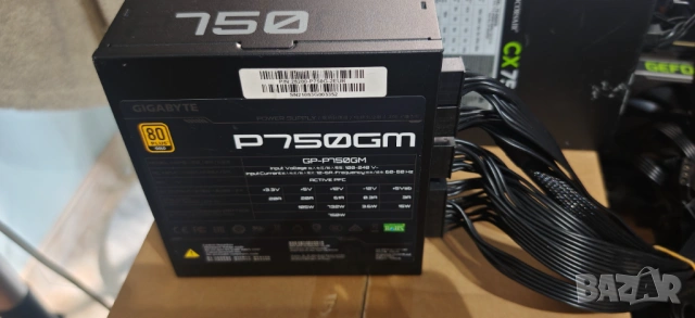 Продавам 3 броя захранвания 2хCorsair 750Watt + 1xGigabyte 750 Watt с Проблеми, снимка 4 - Захранвания и кутии - 54786779