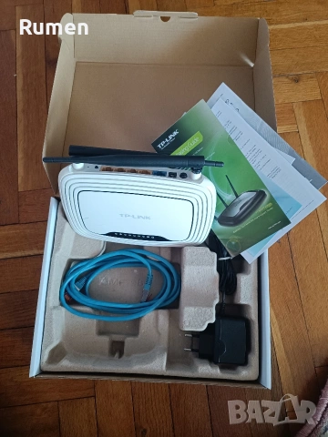 Рутер TP-LINK, снимка 3 - Рутери - 54440239