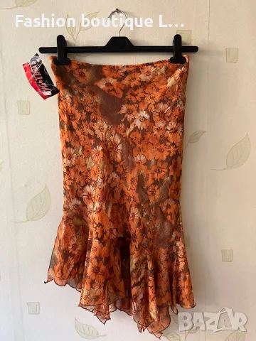 3 евро нова с етикет оранжева пола с ластик в кръста и подплата S размер  🧡🧡🧡🧡