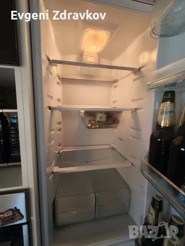 Хладилникът Hotpoint Ariston А+ за вграждане , снимка 4 - Хладилници - 55682323