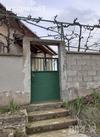 продавам къща 100кв.м 