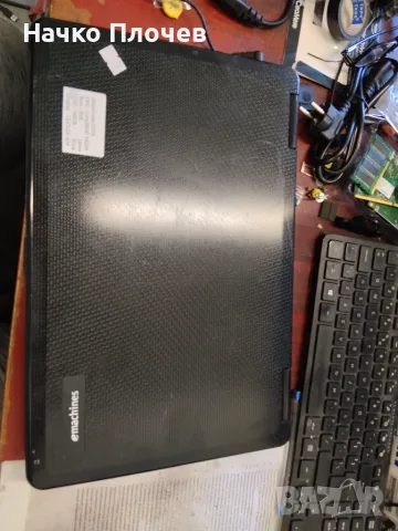  Лаптоп 15.6" eMachines E725 (Acer) – Т4200 / 3GB RAM / 160GB – Идеален за работа и диагностика, снимка 2 - Лаптопи за дома - 55486083