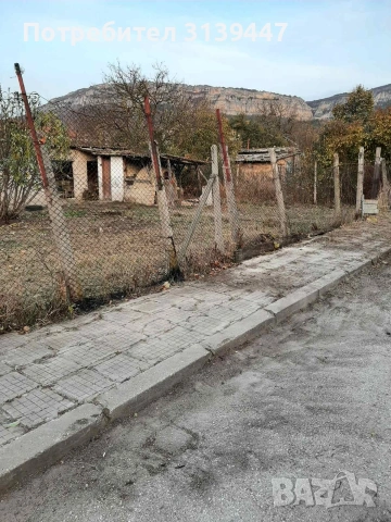 Продавам къща в с. Мадара , снимка 9 - Къщи - 54619423