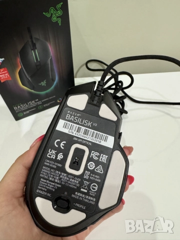 Мишка RAZER BASILISK V3 RZ01, снимка 3 - Клавиатури и мишки - 55412759