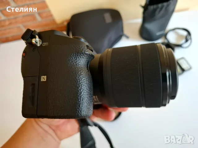 Sony A7 II с обектив 28-70, три батерии и калъф, снимка 5 - Фотоапарати - 55431655