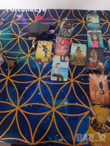 Гледам на Карти Таро и кафе 