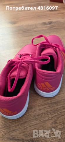 Маратонки Adidas, снимка 3 - Маратонки - 54400993