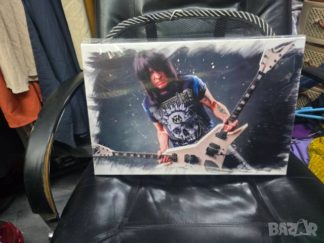 Michael Angelo Batio с неговата Dean Double Guitar картина, снимка 3 - Китари - 54555528