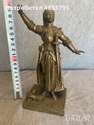 месингова статуетка   Жана д'Арк , снимка 2 - Статуетки - 54904059
