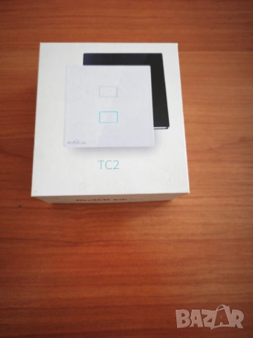 Смарт ключ за осветление Broadlink TC2