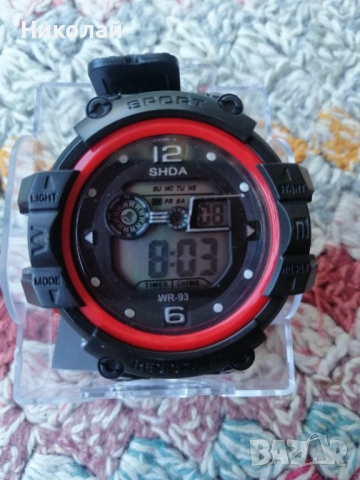 Продавам красив часовник , снимка 3 - Мъжки - 54734195