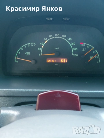 Mercedes Vito 2.2 cdi 2001 година, снимка 12 - Бусове и автобуси - 54388288