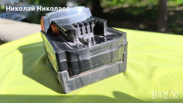 Батерия акумулаторна MILWAUKEE M18 B5 (повредена) , снимка 3 - Други инструменти - 54332723